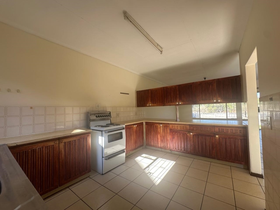 3 Bedroom Property for Sale in Geelhoutpark North West